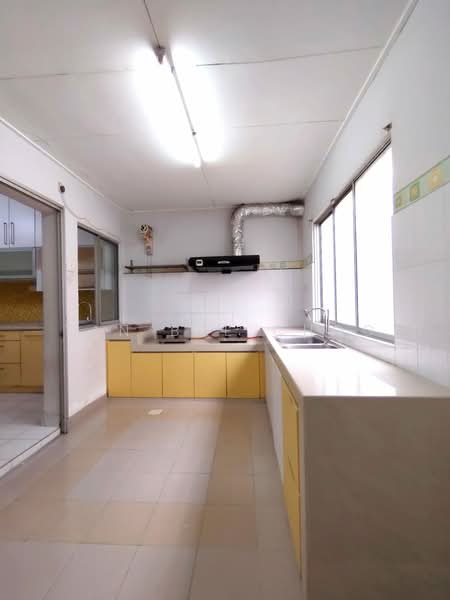 Rumah Teres 2 Tingkat untuk Dijual di Bandar Bukit Puchong 2 (Puchong) - Tan Bee Choo - Kitchen - PropertyGuru.com.my