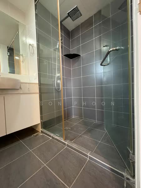 Kondominium untuk Dijual di Marina Bay Condominium - Jason Phoon - Bathroom - PropertyGuru.com.my