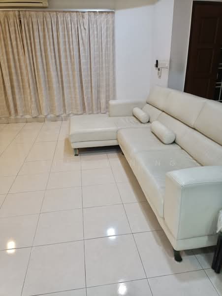 Rumah Teres 2.5 Tingkat untuk Disewa di Bandar Utama 6 (Bandar Utama) - Siao Yin Ng - Living Room - PropertyGuru.com.my