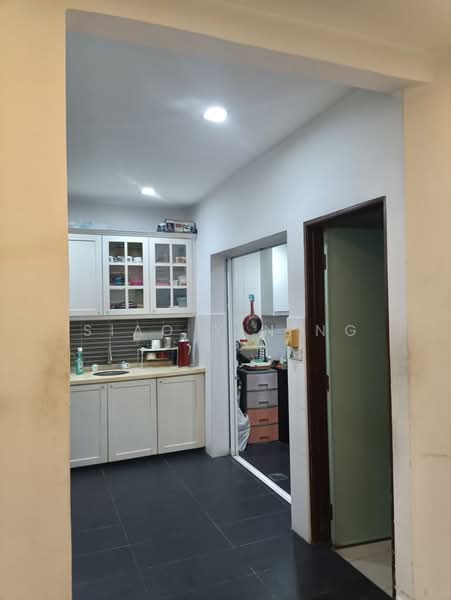 Rumah Teres 2.5 Tingkat untuk Disewa di Bandar Utama 6 (Bandar Utama) - Siao Yin Ng - Kitchen - PropertyGuru.com.my
