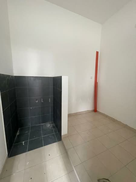 Semi-D Factory for Rent in Senai (Kulai) - Li Juan - Interior - PropertyGuru.com.my