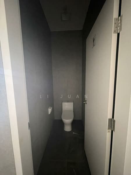 Semi-D Factory for Rent in Senai (Kulai) - Li Juan - Bathroom - PropertyGuru.com.my