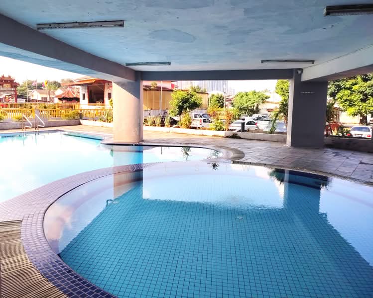 Pangsapuri untuk Dijual di Sri Jinjang - Coee Siew - Pool - PropertyGuru.com.my