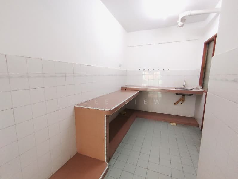 Pangsapuri untuk Dijual di Sri Jinjang - Coee Siew - Kitchen - PropertyGuru.com.my