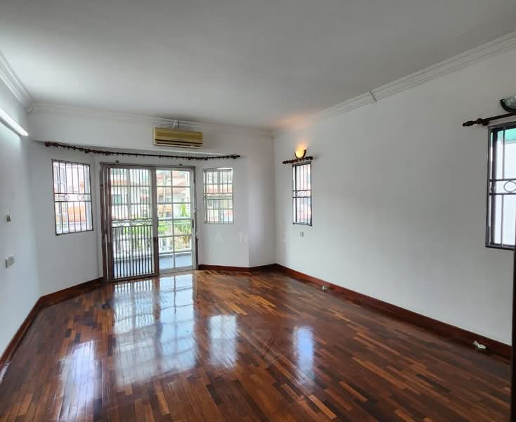 Rumah Teres 2.5 Tingkat untuk Disewa di Bandar Utama (Selangor) - Yan Zi - Living Room - PropertyGuru.com.my