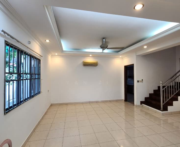 Rumah Teres 2.5 Tingkat untuk Disewa di Bandar Utama (Selangor) - Yan Zi - Living Room - PropertyGuru.com.my