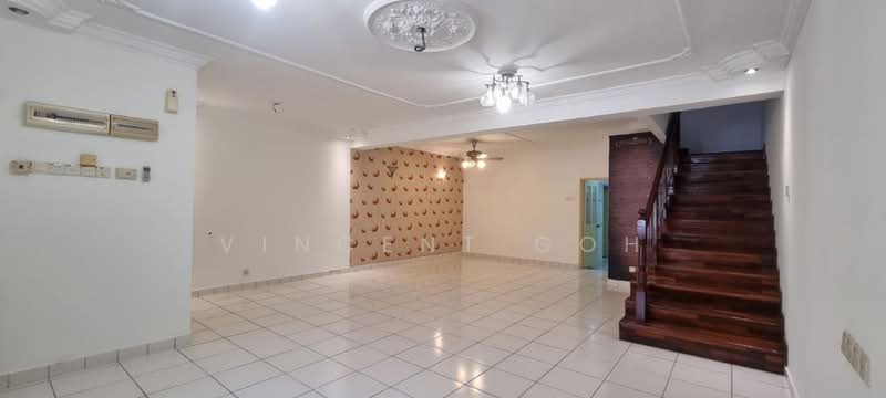 2-storey Terraced House for Sale in Sungai Buloh (Selangor) - Vincent Goh - Living Room - PropertyGuru.com.my