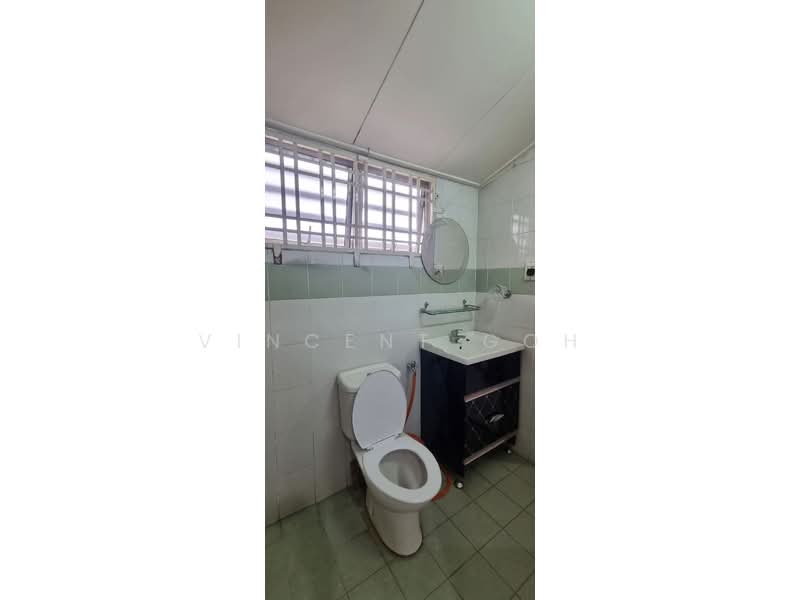 2-storey Terraced House for Sale in Sungai Buloh (Selangor) - Vincent Goh - Bathroom - PropertyGuru.com.my