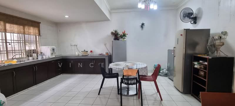 2-storey Terraced House for Sale in Sungai Buloh (Selangor) - Vincent Goh - Kitchen - PropertyGuru.com.my