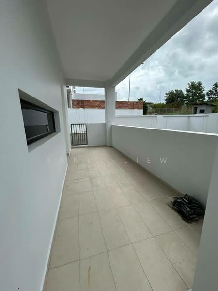 Rumah Teres 2 Tingkat untuk Dijual di Taman Desa Tebrau (Tebrau) - Annly Liew - Balcony - PropertyGuru.com.my