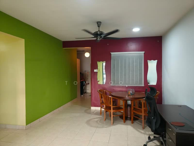 Condominium for Rent at Changkat View - Tom Foo - Living Room - PropertyGuru.com.my