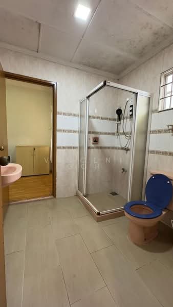 2-storey Terraced House for Sale in Sungai Buloh (Selangor) - Vincent Goh - Bathroom - PropertyGuru.com.my