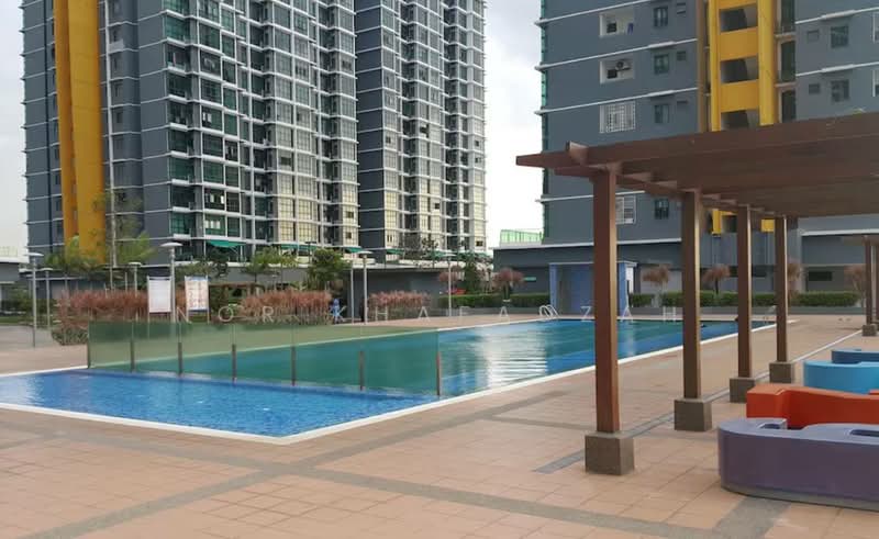 Servis Apartment untuk Dijual di Vista Alam Serviced Apartment - Nor Khafadzah - Exterior - PropertyGuru.com.my