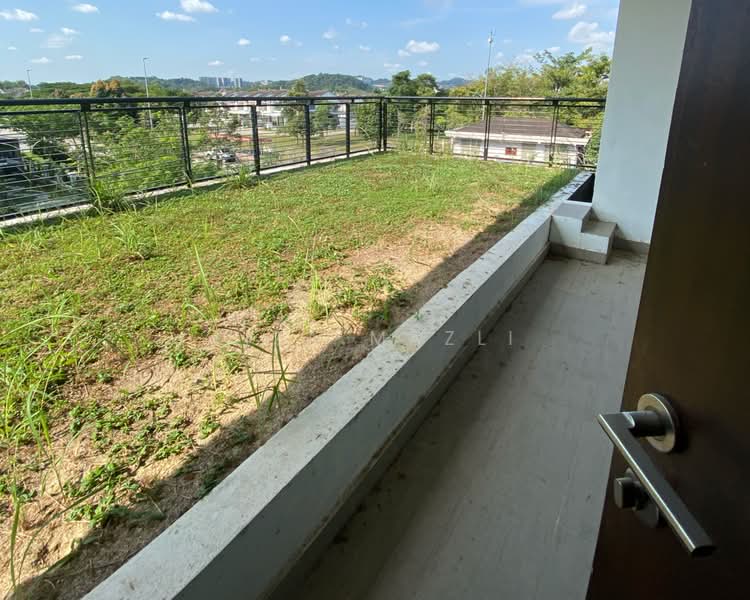 Rumah Teres 3 Tingkat untuk Dijual di Denai Alam (Shah Alam) - Liza Mazli - Balcony - PropertyGuru.com.my