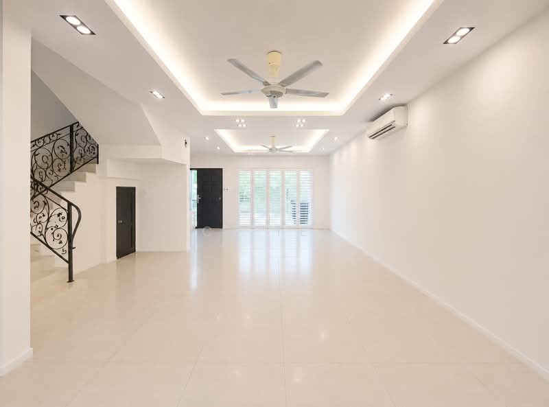 Rumah Teres 2 Tingkat untuk Disewa di Bandar Baru Sri Petaling (Sri Petaling) - CK Yee - Living Room - PropertyGuru.com.my