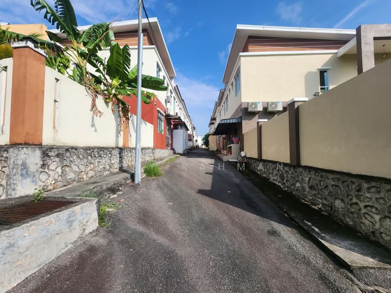 2-storey Terraced House for Sale in Nilai (Negeri Sembilan) - Suzy Rahman - Exterior - PropertyGuru.com.my