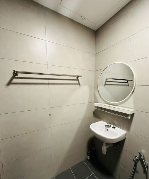 Servis Apartment untuk Disewa di Stanford Suites @ EduSentral - Lian See - Bathroom - PropertyGuru.com.my