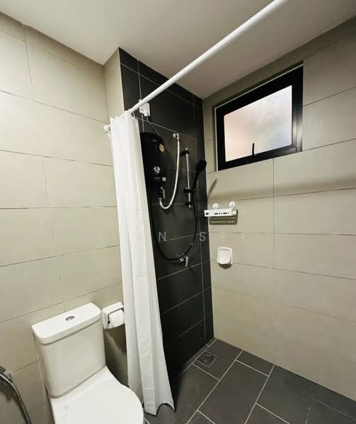 Servis Apartment untuk Disewa di Stanford Suites @ EduSentral - Lian See - Bathroom - PropertyGuru.com.my