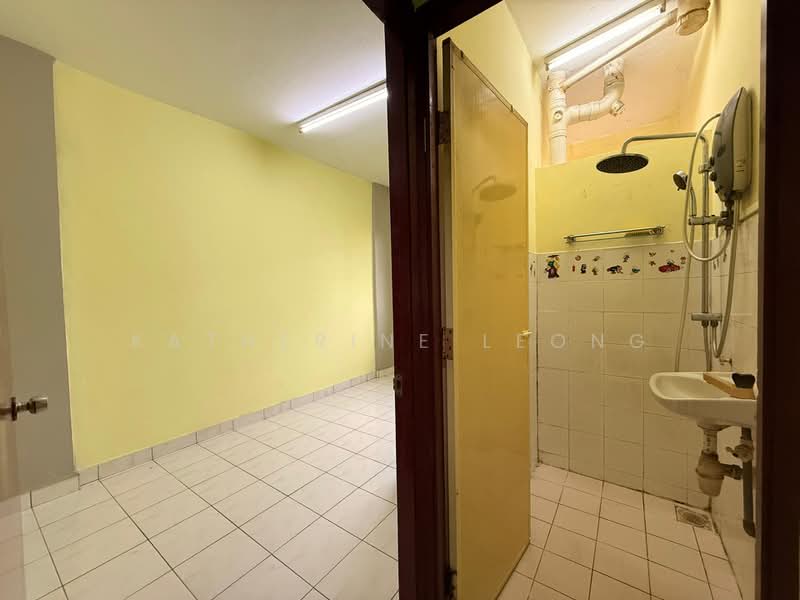 Apartment for Sale at Palma - Katherine Leong - Bathroom - PropertyGuru.com.my