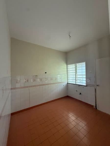 Rumah Teres 2 Tingkat untuk Dijual di Seksyen 7 (Kota Damansara) - Zheng Chong - Kitchen - PropertyGuru.com.my