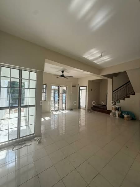 Rumah Teres 2 Tingkat untuk Dijual di Seksyen 7 (Kota Damansara) - Zheng Chong - Living Room - PropertyGuru.com.my