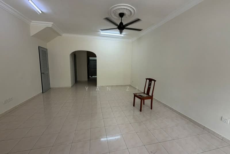 2-storey Terraced House for Rent in Shah Alam (Selangor) - Yan Zi - Living Room - PropertyGuru.com.my