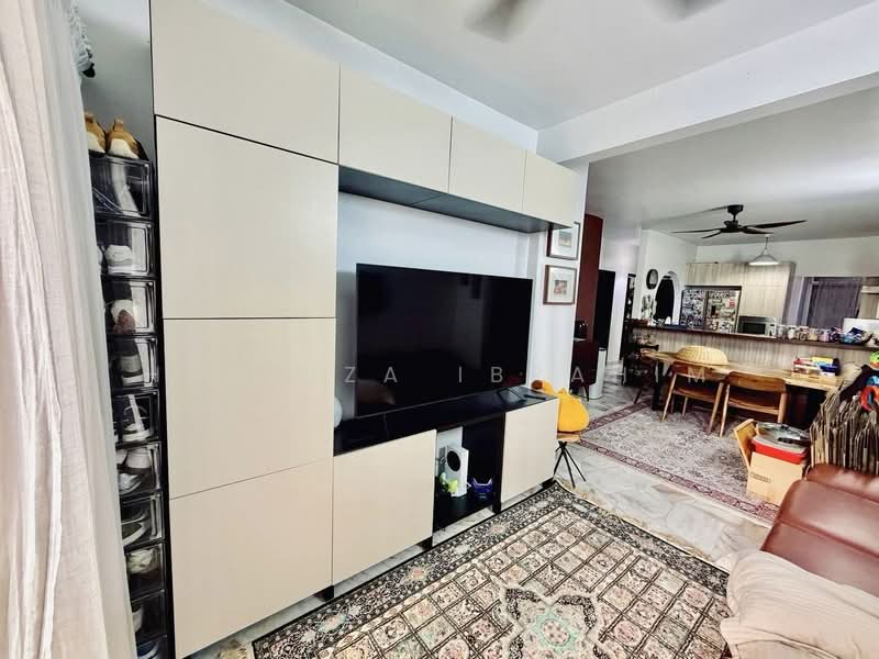 Pangsapuri untuk Disewa di Sri Ledang - Hasniza Ibrahim - Living Room - PropertyGuru.com.my
