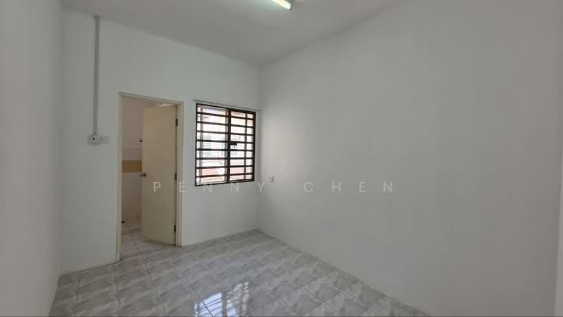 2-storey Terraced House for Rent in Seri Margosa (Ipoh) - PENNY CHEN - Bedroom - PropertyGuru.com.my