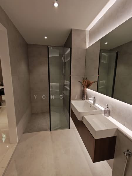 Servis Apartment untuk Dijual di Golden Crown Residence - Yong Jun - Bathroom - PropertyGuru.com.my
