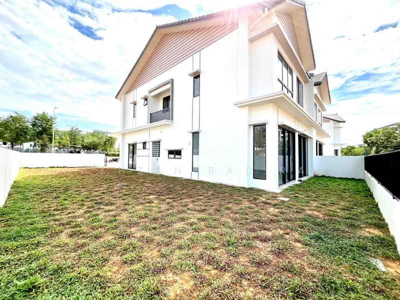 Rumah Berkembar untuk Dijual di Cyber 10 (Cyberjaya) - Fakhzan Badiran - Exterior - PropertyGuru.com.my
