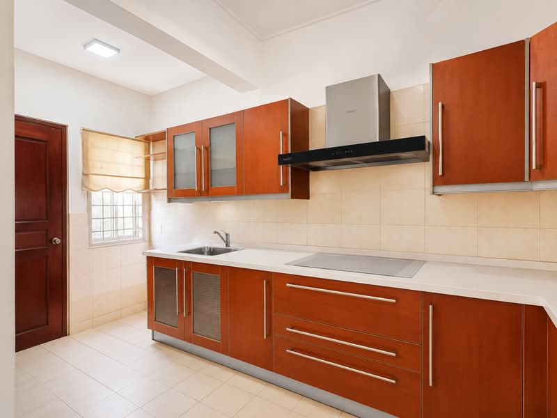 Terraced House for Sale in Bandar Botanic (Klang) - Aishah binti Marais - Kitchen - PropertyGuru.com.my
