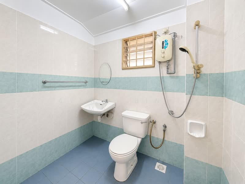Terraced House for Sale in Bandar Botanic (Klang) - Aishah binti Marais - Bathroom - PropertyGuru.com.my