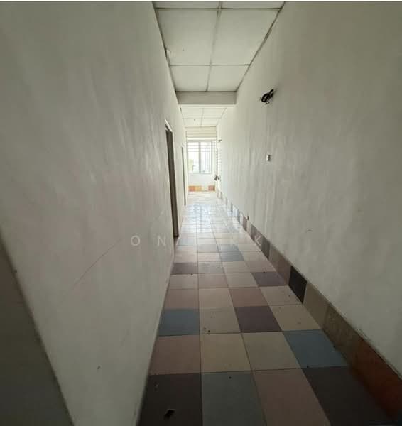 Shop / Office for Rent in Hulu Langat (Selangor) - Ong KK - Corridor - PropertyGuru.com.my
