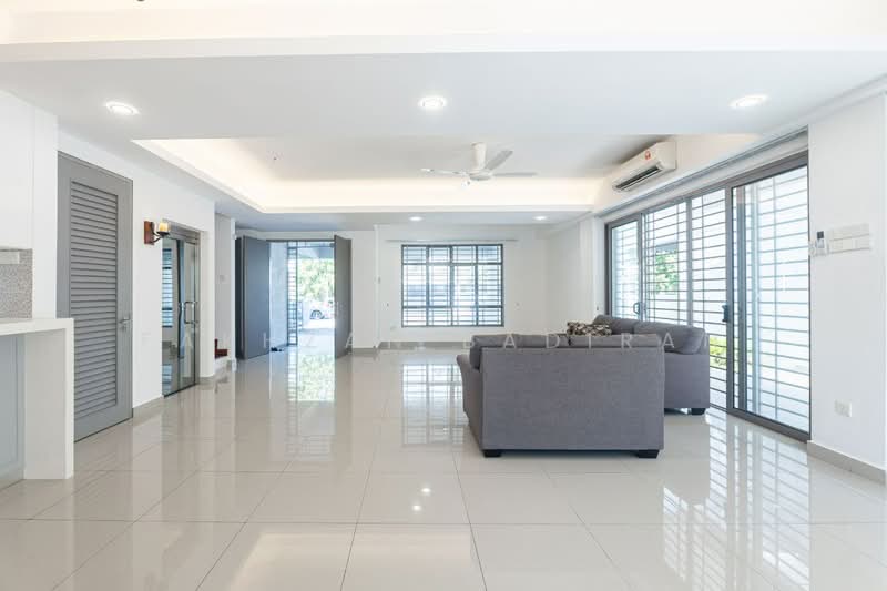 Banglo Lot Kosong untuk Dijual di Putrajaya (Putrajaya) - Fakhzan Badiran - Living Room - PropertyGuru.com.my