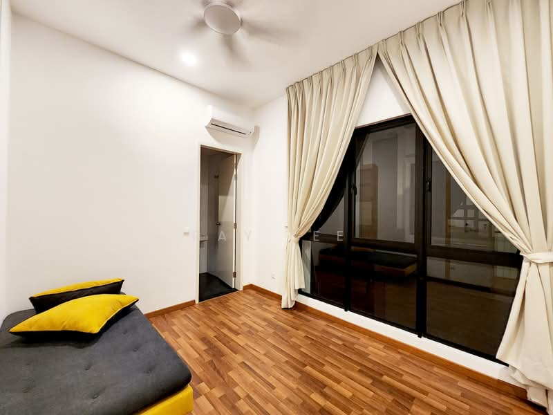 Rumah Berkembar untuk Dijual di Setia Alam (Selangor) - Ray Lee - Bedroom - PropertyGuru.com.my