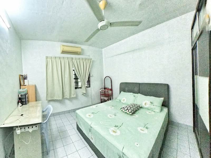 Rumah Flat untuk Dijual di Rumah Pangsa Permas Jaya - Yong Ser - PropertyGuru.com.my