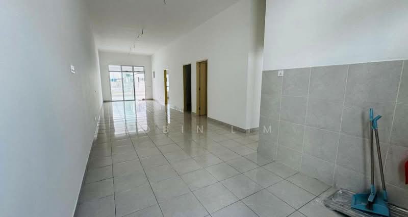 1-storey Terraced House for Sale in Bandar Putra (Kulai) - Robin Lim - Interior - PropertyGuru.com.my