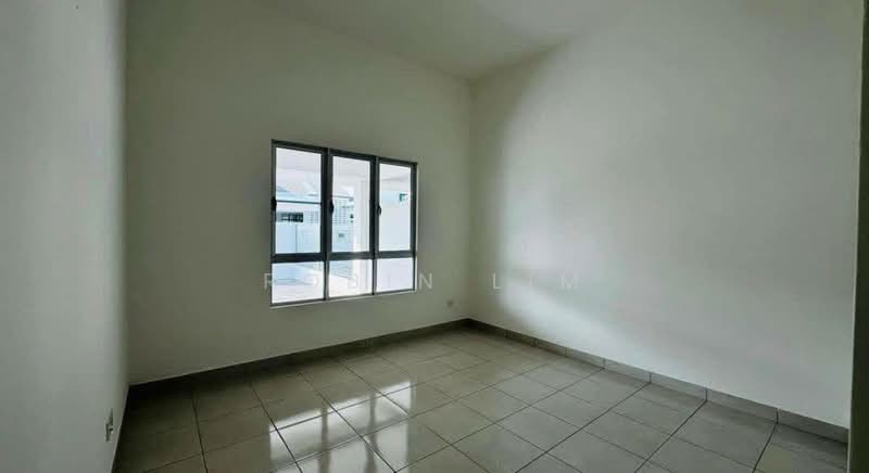 1-storey Terraced House for Sale in Bandar Putra (Kulai) - Robin Lim - Interior - PropertyGuru.com.my
