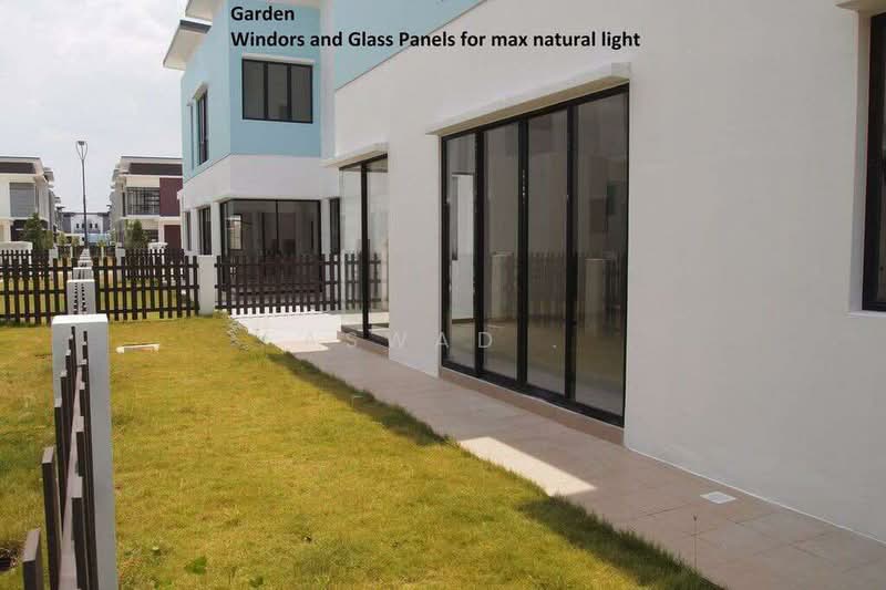 Rumah Berkembar untuk Dijual di Setia Ecohill (Semenyih) - Aswad . - Exterior - PropertyGuru.com.my