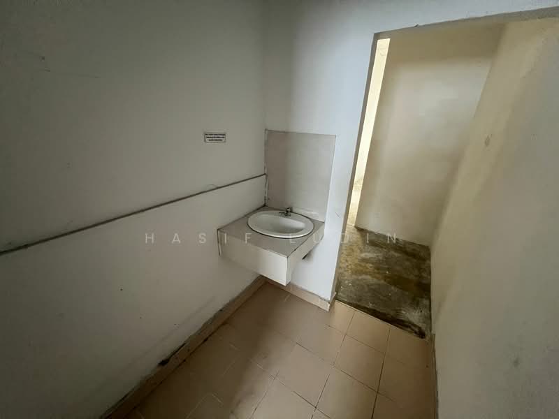 Shop for Rent in Bandar Bukit Mahkota (Bangi) - Hasif Ludin - PropertyGuru.com.my