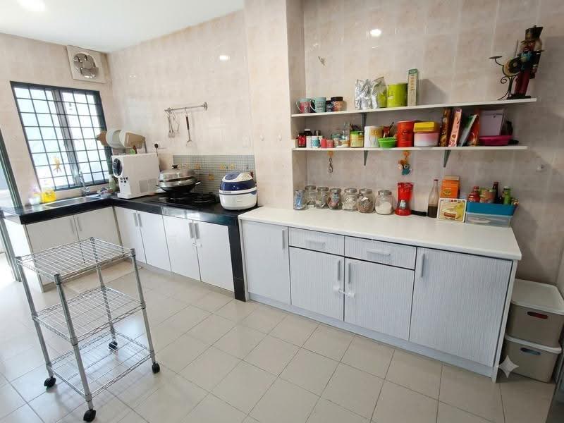 Rumah Teres 2-Tingkat untuk Dijual di Usj 11 (Subang Jaya) - Shahshi T - Kitchen - PropertyGuru.com.my