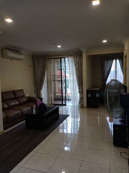 Kondominium untuk Disewa di Casa Tropicana - Pearly Gan - Living Room - PropertyGuru.com.my