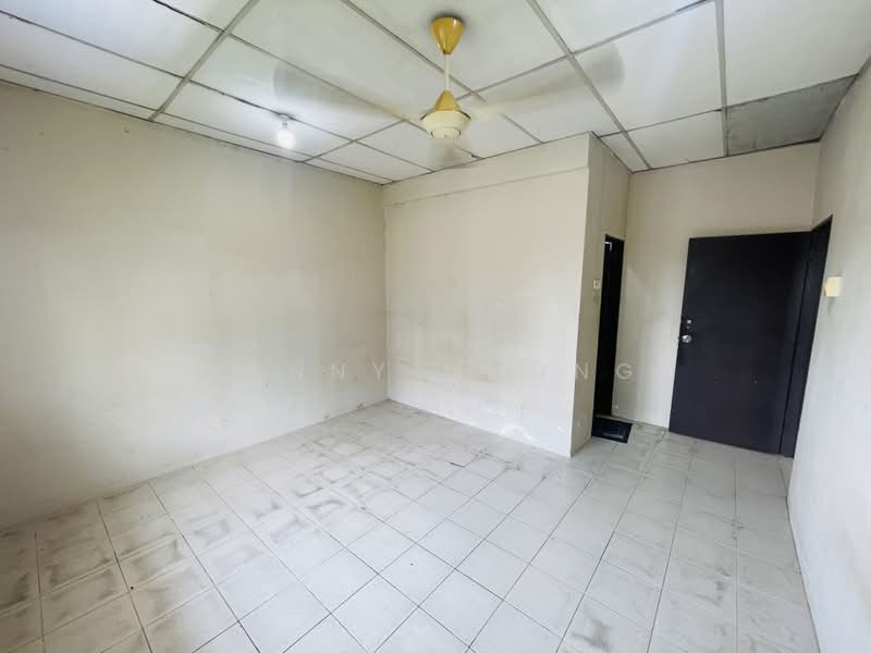 Apartment for Sale at Pangsapuri Bayu Suria (Summerfields Apartments) - Kenny Chong - Interior - PropertyGuru.com.my