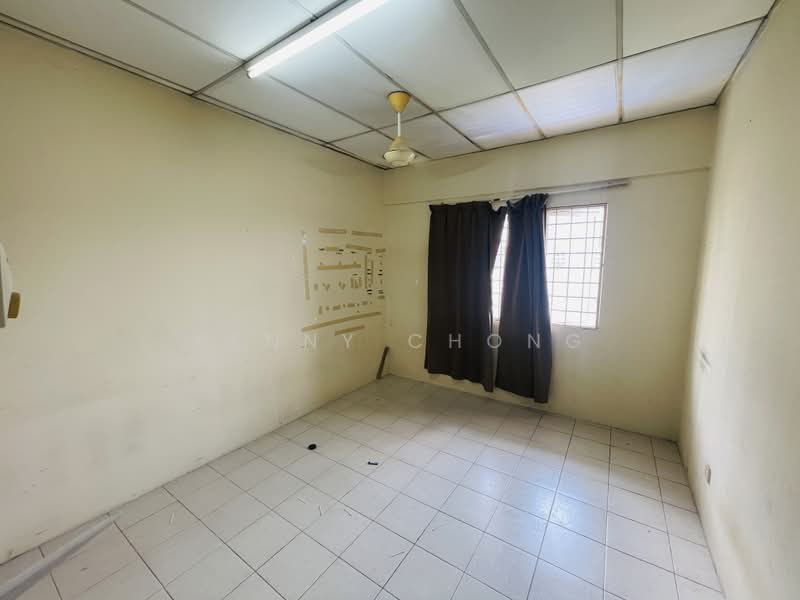 Apartment for Sale at Pangsapuri Bayu Suria (Summerfields Apartments) - Kenny Chong - Interior - PropertyGuru.com.my