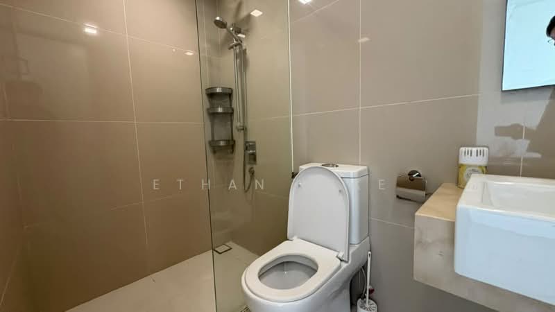 Kediaman Servis untuk Disewa di Suria @ North Kiara - Ethan Loke - Bathroom - PropertyGuru.com.my