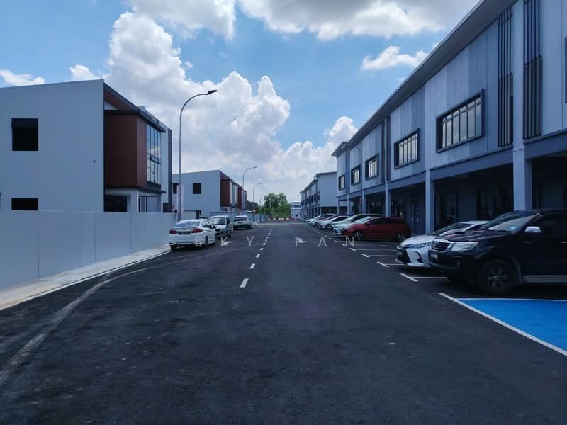Terrace Factory for Rent in Taman Perindustrian Murni Senai (Senai) - Sky Tan - Exterior - PropertyGuru.com.my