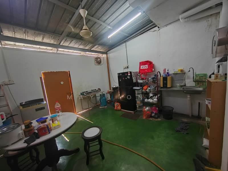 Rumah Teres 2 Tingkat untuk Dijual di Rawang Perdana (Rawang) - May Liong - Kitchen - PropertyGuru.com.my