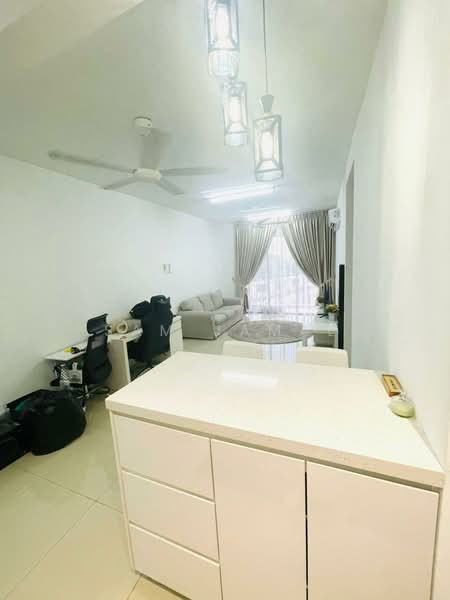 Kondominium untuk Disewa di Platinum Splendor Residence - Sam Jamal - Living Room - PropertyGuru.com.my