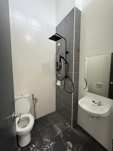 Rumah Teres 2 Tingkat untuk Disewa di Taman Mount Austin (Tebrau) - Scarlette Lai - PropertyGuru.com.my