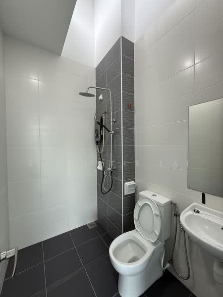 Rumah Teres 2 Tingkat untuk Disewa di Taman Mount Austin (Tebrau) - Scarlette Lai - PropertyGuru.com.my